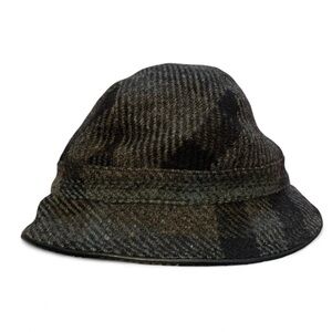 Burberry Black and Gray Hat